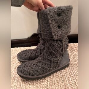 Ugg Australia Women Sz 7 M Lattice Cardy Knit Boots 3066 Gray Button Tall Boho